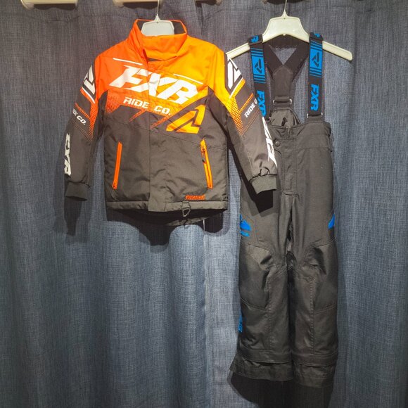 FXR SNOWMOBILE BIBS YOUTH SIZE 6 - Picture 7 of 7